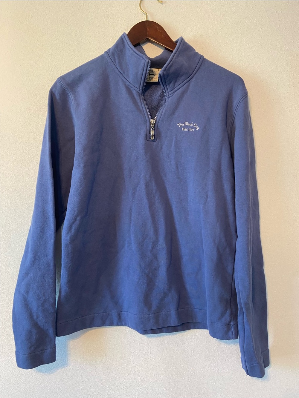 The Black Dog Quarter Zip Cotton Pullover Sweatshirt